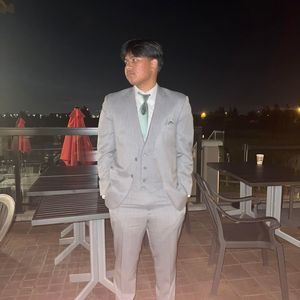 Meet your Posher, Zachary